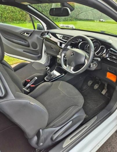 Citroen DS3 DStyle 2015 1.6 White