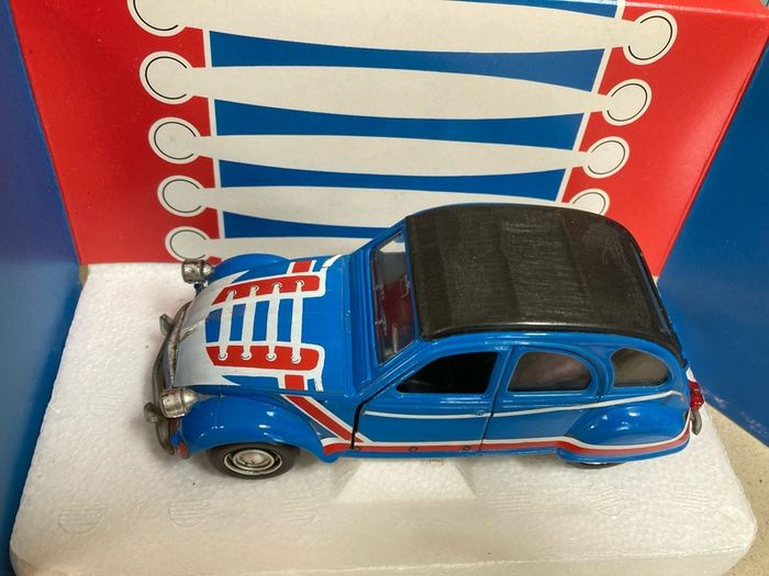 Citroen 2CV Basket Scale 1/25 Polistil Extremely Rare