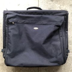 Suit bag