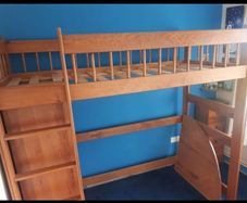 Bunk bed