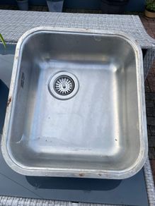 Under counter sink