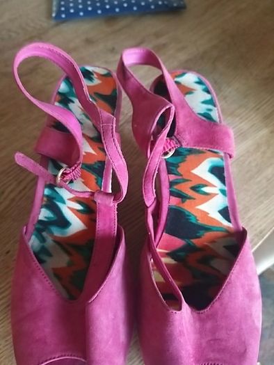 Ceruse Pink Wedge Sandals
