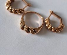 14k / ct Gold earrings & ring that come in a set