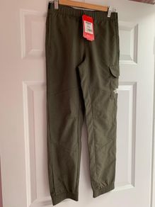 BNWT The North Face Bottoms