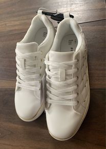 BRAND NEW Ladies/Girls White Runners / Trainers: Size 5