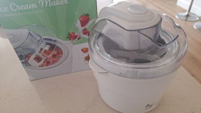Silver crest ice cream machine