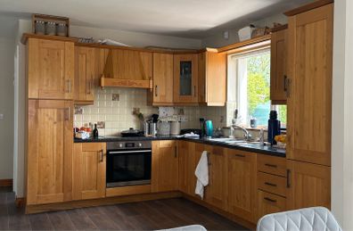 L shaped kitchen