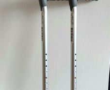 Adult Forearm Crutches