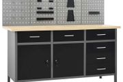 Workbench with Four Wall Panels