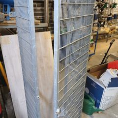 Metal cages