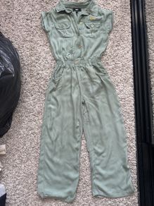 DKNY light green jumpsuit (8-10y)