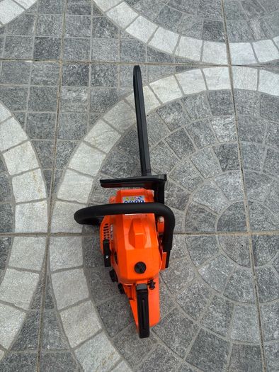 chainsaw