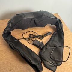 Neck & Shoulder Kneading Massager With Heat