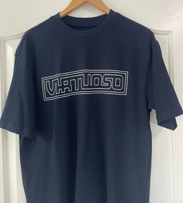 NEW: Mens T-Shirt (Size Small)