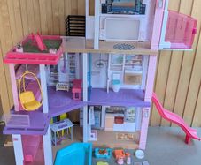 Barbie Dreamhouse