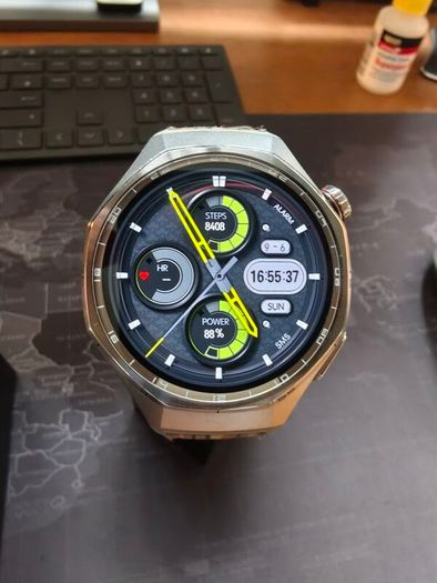 Huawei GT6 Pro Brown Strap Mint condition with Receipt