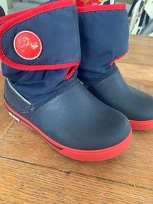 Crocs fleece lined boots