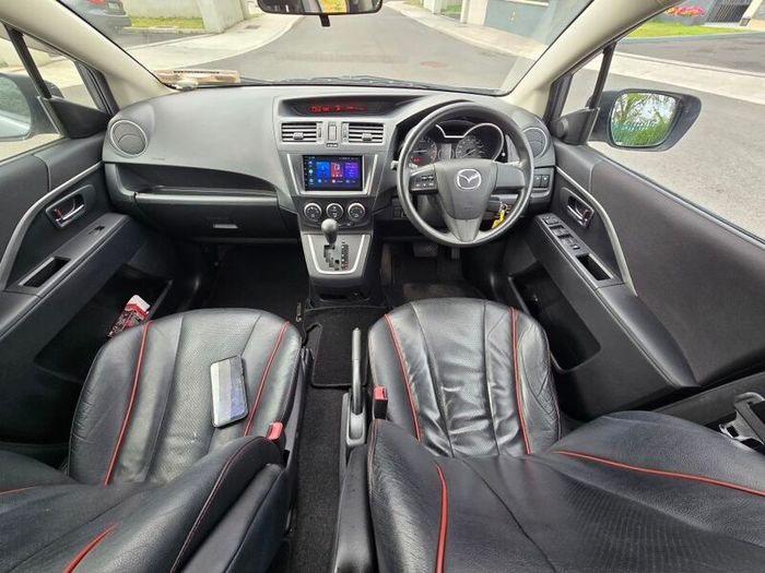 2015 Mazda Premacy