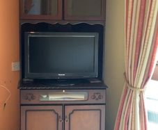 Rossmore corner TV Cabinet