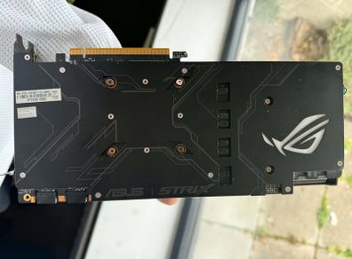 Asus Strix 1080 Ti - 11 GB of GDDR5X memory