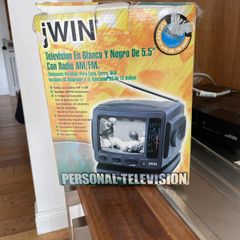 jWIN personal tv with am/fm radio