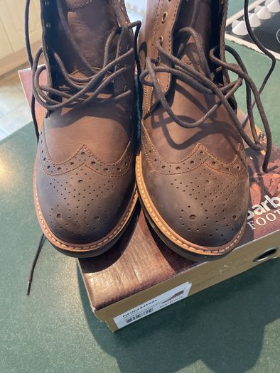 Barbour boots size 9