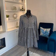 Reduced  Ladies Black & White Check Dress from Zara. Size Xs UK 6 / EU 34