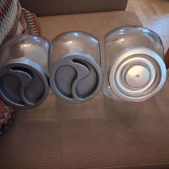 3 storage jars