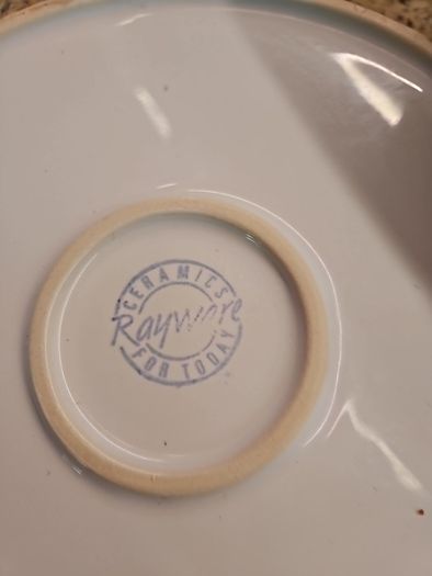 Ceramic quiche dish