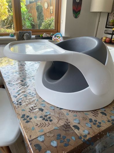 Mamas and papas baby snug seat