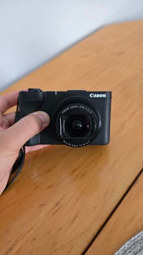 Canon PowerShot V1 Excellent Condition