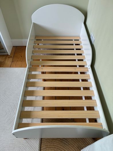 Toddler bed & mattress