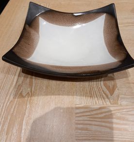 Stephen Pearce Small Square Centrepiece