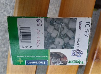SCHNEIDER 68 nail/cable clips