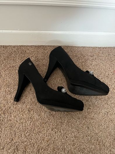 Women's court shoes