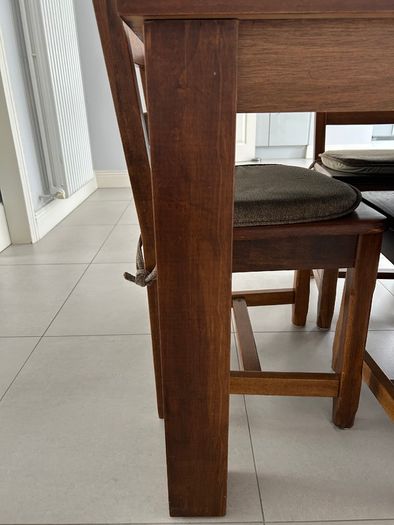 Dining Table and 6 matching chairs for sale