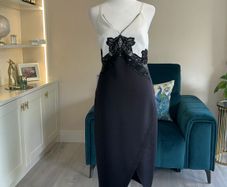 Reduced: Brand-New Stunning Black-and-White Lipsy Dress