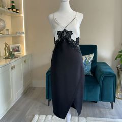Reduced: Brand-New Stunning Black-and-White Lipsy Dress