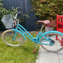 Kids bike 24" (age 8-12 approx)