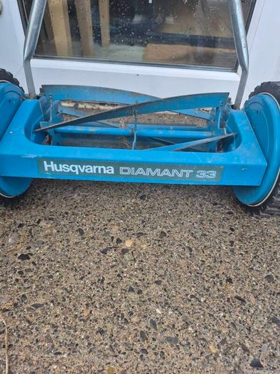 push Lawn Mower