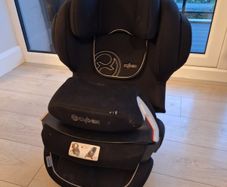 Cybex Juno-2-Fix car seat with Impact Shield