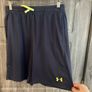 Under Armour Shorts YXL Image 2