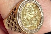22ct Gold Sovereign Ring
