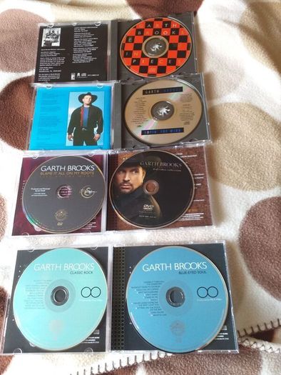 Garth Brooks.