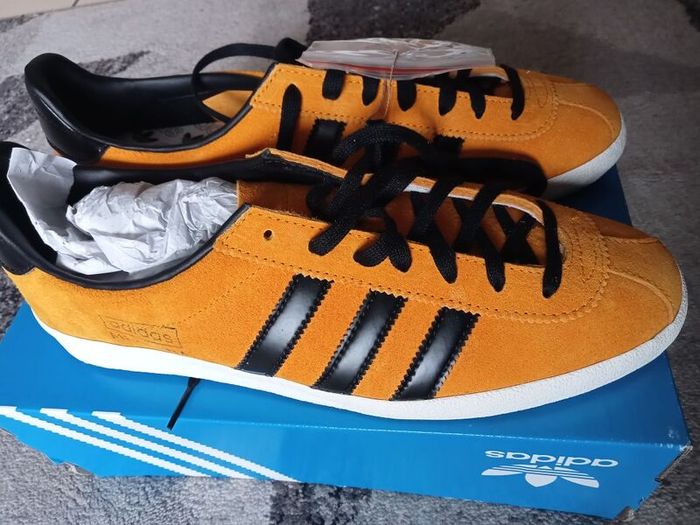 New Adidas Mexicana UK 9