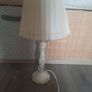 cream vintage look table lamp Image 2
