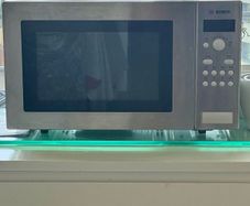 Bosch Series 2 Microwave 900 W, 25 L