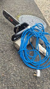 electric chainsaw
