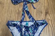 swim suit