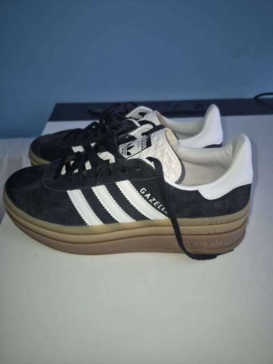 Adidas Gazelle trainers